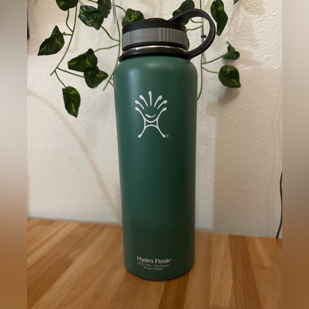 40 oz Green Zen Hydro Flask